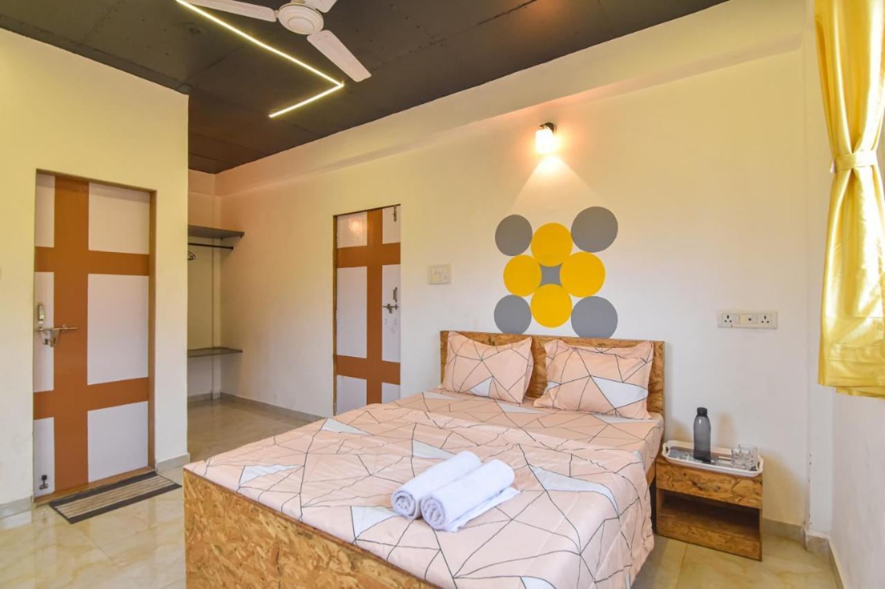 Empyrean Stay Ll 3Bhk Ll Jaguar Villa Ll Ac Ll Pvt Pool Ll Luxury Lonavala Extérieur photo