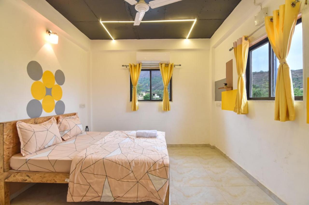 Empyrean Stay Ll 3Bhk Ll Jaguar Villa Ll Ac Ll Pvt Pool Ll Luxury Lonavala Extérieur photo